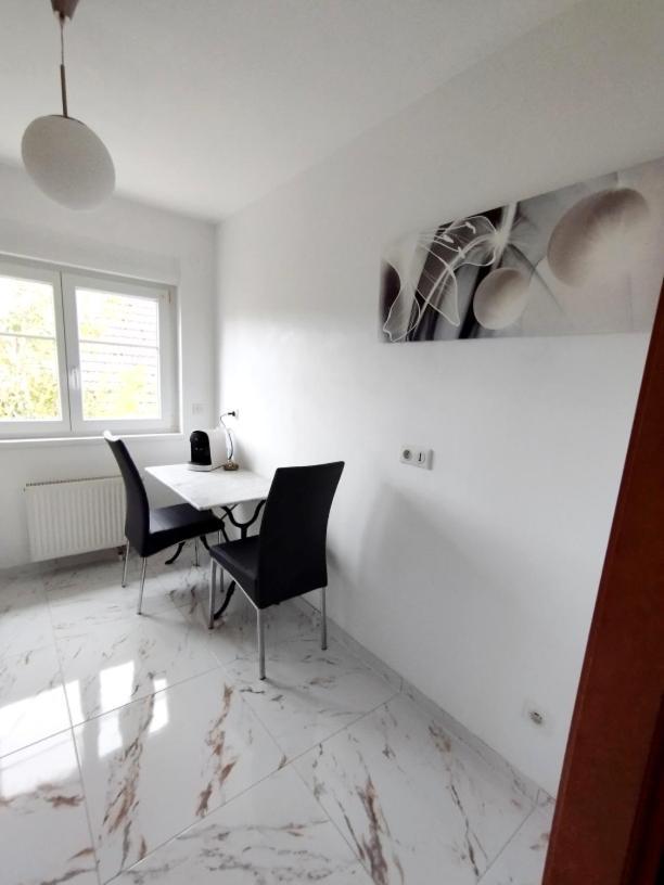 Chez Olivier Et Josette Sur Mulhouse Sud Lägenhet Illfurth Exteriör bild